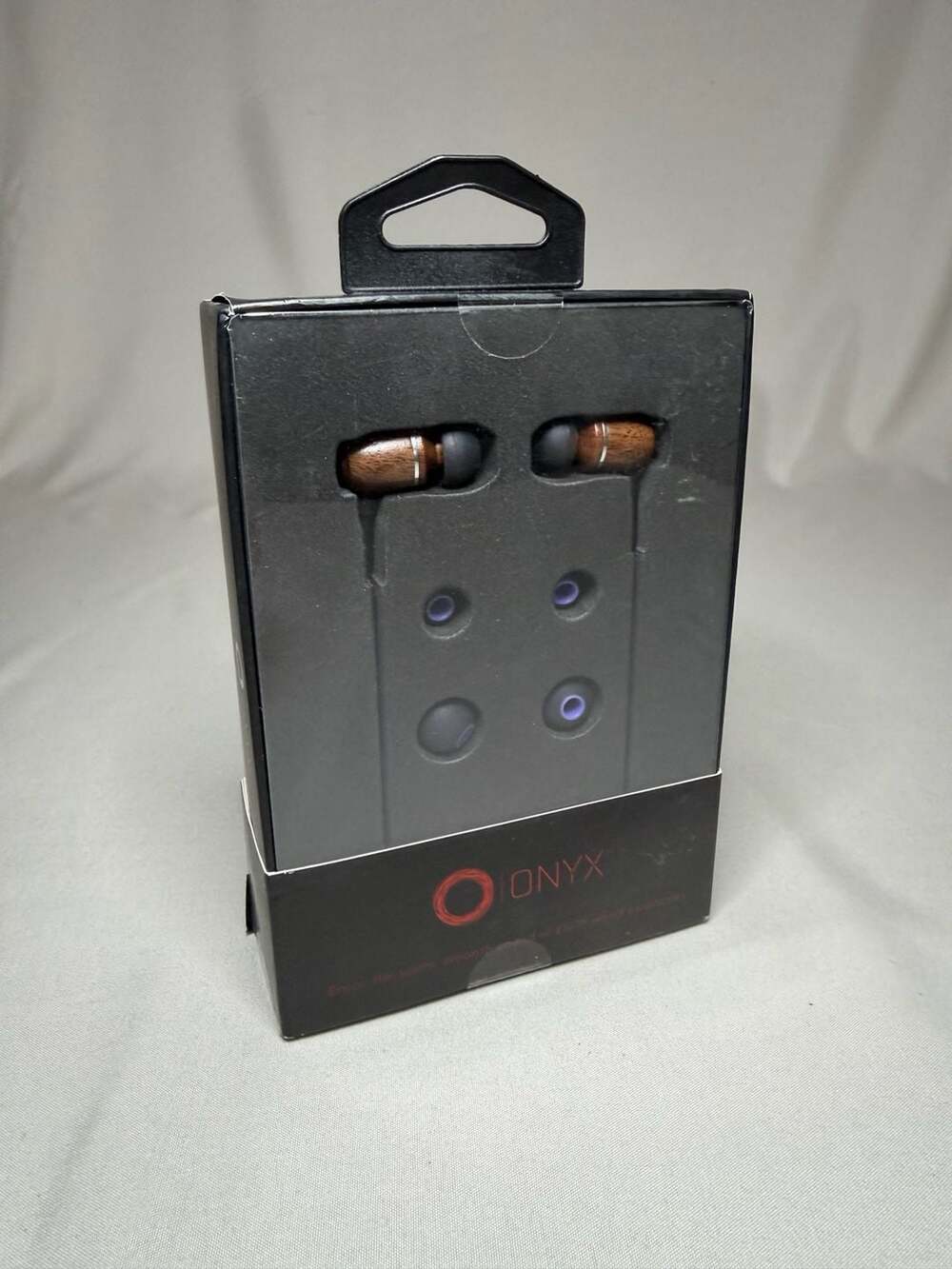 Onyx Elo Premium Genuine Wood In-Ear Headphones (purple) - Picture 2 of 4
